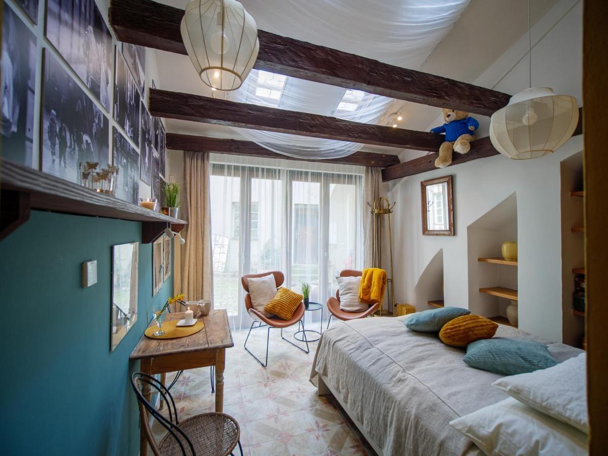 Romantic Nest Under Prague Castle Exterior photo